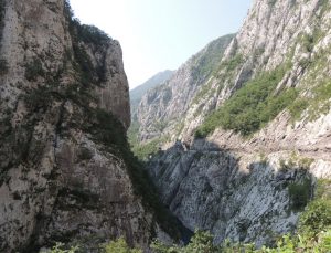 Каньоны Черногории. Мост Джурджевича. Ущелье Платие