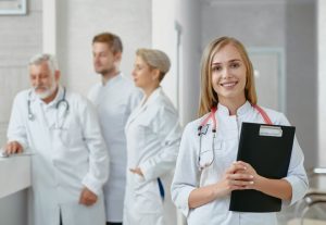 Медицинская страховка для мигрантов в Черногории: как оформить и сколько стоит?